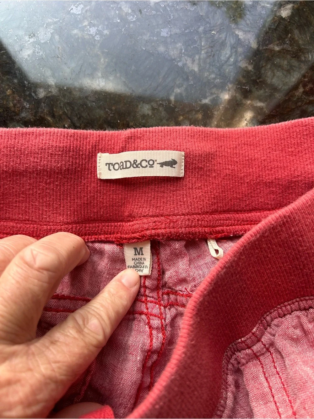 Toad & Co Lina Linen Pants. Ruched leg. Red spice. Pull on. Coastal. Travel. Med - Picture 4 of 8